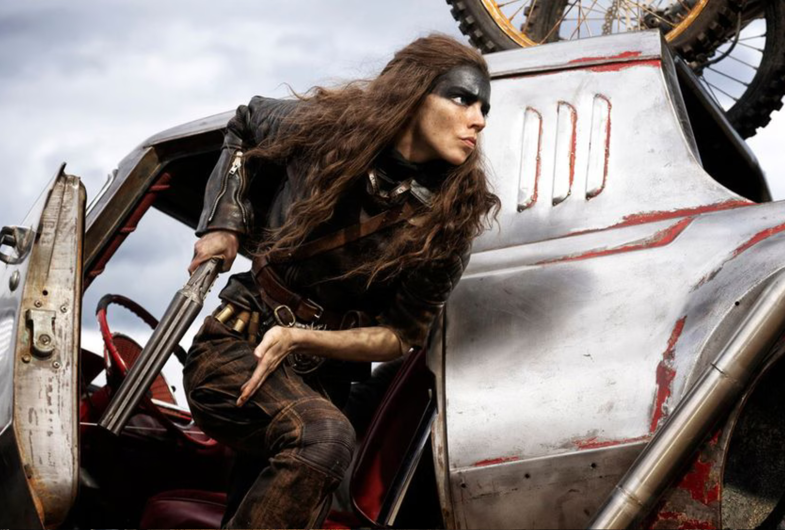 Anya Taylor-Joy as Furiosa in Warner Bros. Pictures’ and Village Roadshow Pictures’ action adventure “FURIOSA: A MAD MAX SAGA,” a Warner Bros. Pictures release. Photo by Jasin Boland